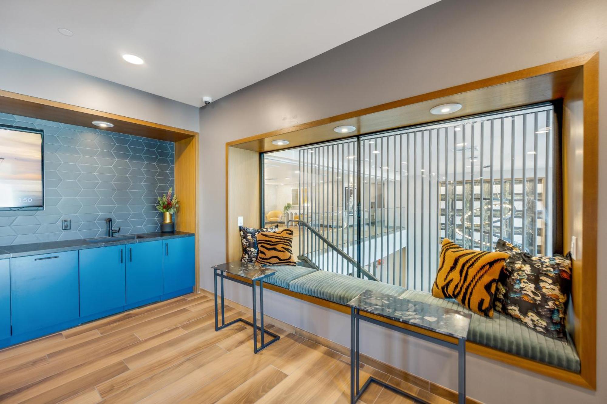 Hotel One Lux - Hollywood Los Angeles